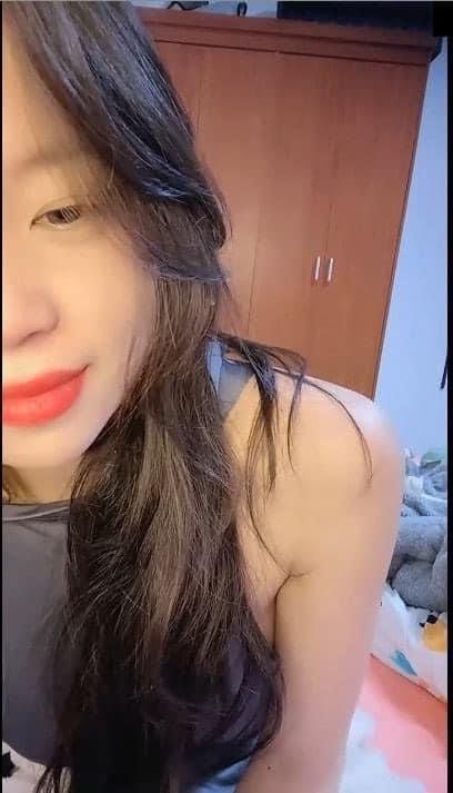 phim sex uk Ngủ chung lén đút cặc vào lồn mẹ kế
